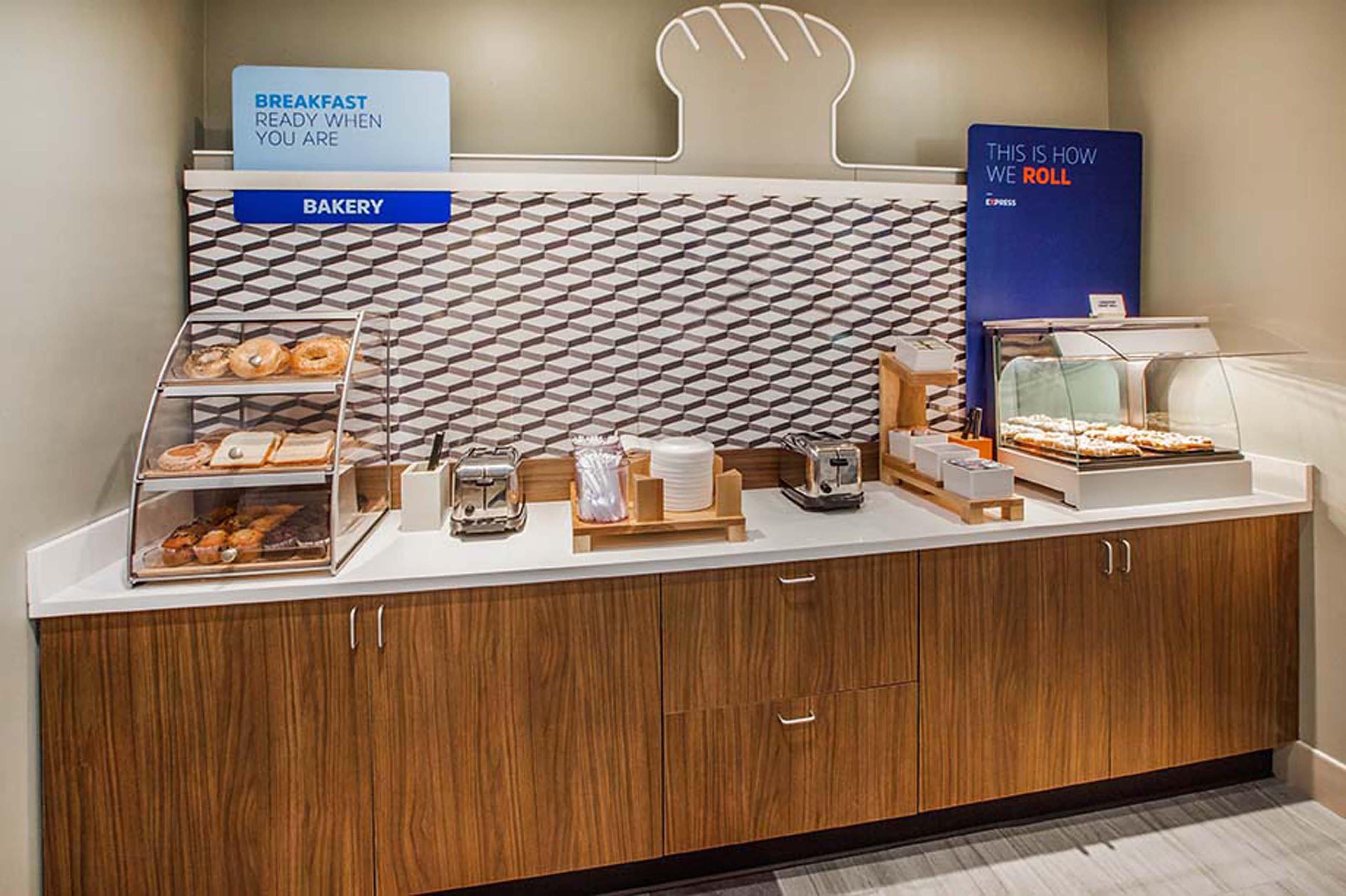Holiday Inn Express Hotel & Suites Lawton-Fort Sill By Ihg Eksteriør bilde