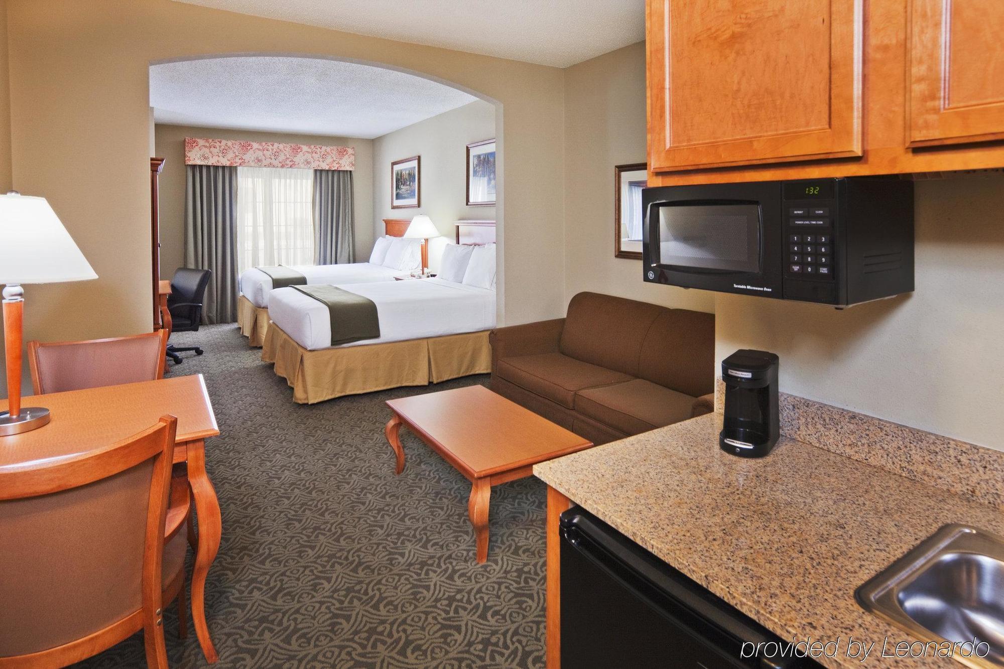Holiday Inn Express Hotel & Suites Lawton-Fort Sill By Ihg Rom bilde